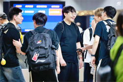 WBG官博返图辟谣：没有队内不合 只是纯打不过？选手有说