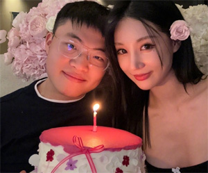 520快乐！Uzi发长文：S7的泪，S8的狂，与永远点不掉的"下一局"