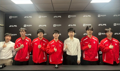 WE赛后群访 教练：想一直赢下去 大家拼尽全力不留遗憾就可以了