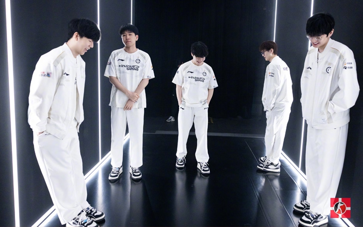 六年轮回终破魔咒！iG 3-0横扫EDG晋级季后赛八强