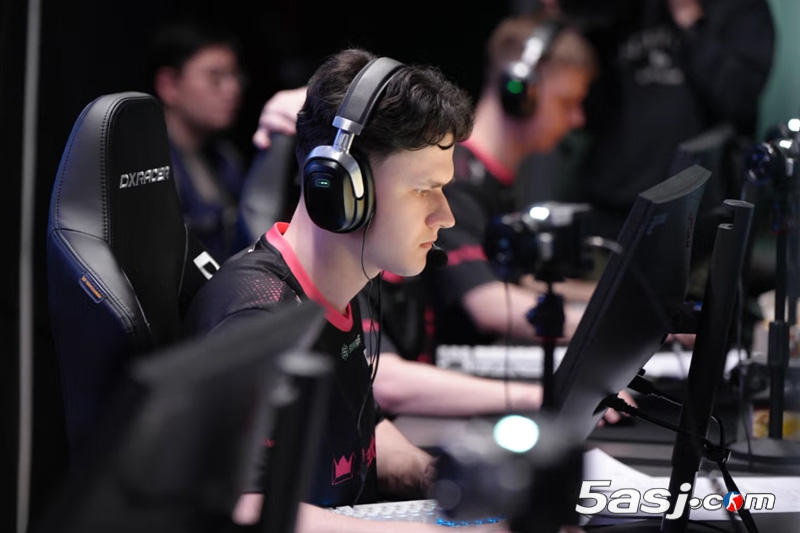 乌克兰新锐B8出征奥斯汀Major！npl双担指挥&明星选手首谈带队心路