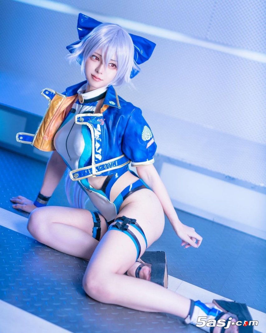 日本知名COSER美图系列：身材极品的二次元小姐姐来了