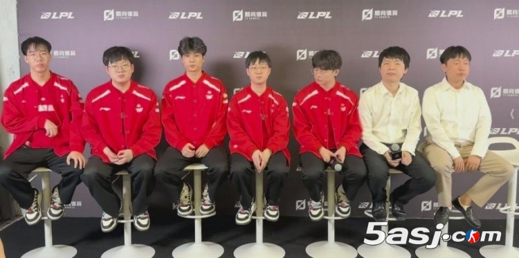 WE0-3负AL赛后采访：Taeyoon生日祝福与战术反思