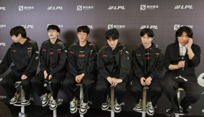 访谈：JDG赛后复盘教练坦承BP失误+团战决策问题，Scout/Xun解析败因