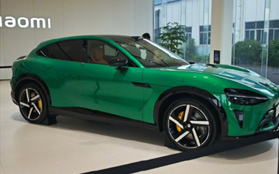 雷军发布微博：小米YU7展车已陆续到店 用户可提前预约