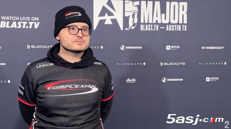 Complexity险胜Fluxo晋级1-1组 Grim赛后专访：BO3才是真正考验
