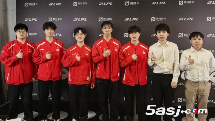 WE爆冷3-1淘汰JDG！Karis三局对位MVP Scout 赛后群访全员放话：下一场弄TES