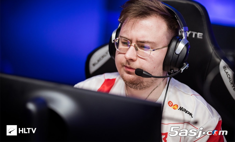 Boombl4专访:BetBoom线下赛首秀3-1晋级,坦言Ax1Le状态挣扎但仍是关键先生 Boombl4专访:BetBoom线下赛首秀3-1晋级,坦言Ax1Le状态挣扎但仍是关键先生