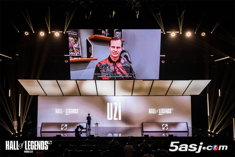 Uzi正式加冕英雄联盟名人堂！典礼现场致敬传奇生涯 三款限定皮肤6月12日上线