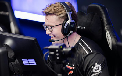 rain盛赞s1mple：他对CS2的理解超越所有人！FaZe距Major晋级仅一步之遥