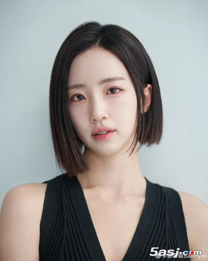 LCK王牌主持裴惠智：破圈成长的职业轨迹