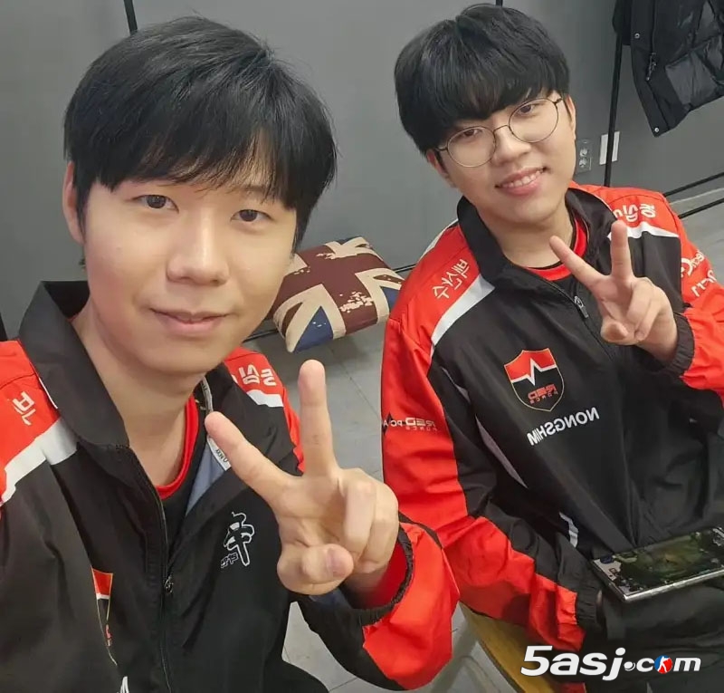 Lehends灾难级表现！1-23-11战绩创LCK最惨纪录 KT横扫NS晋级MSI