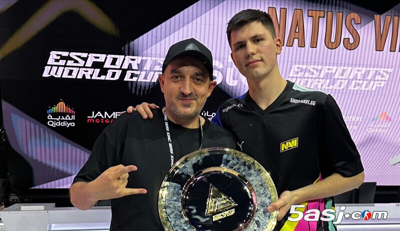 NAVI总监aMi放话：奥斯汀Major黑马战队 7个月无冠后全力冲击冠军