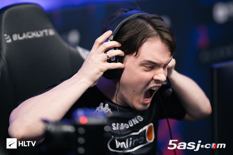 electroNic率VP三连胜晋级Major第三阶段：最低目标仍未达成