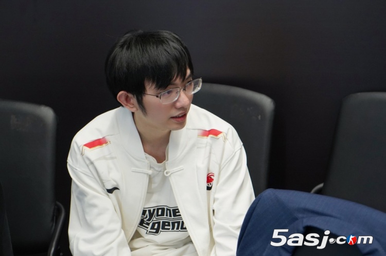 AL更新季后赛胜决赛后返图：“博观而约取，厚积而薄发”