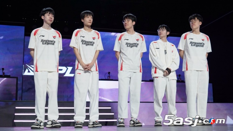 AL更新季后赛胜决赛后返图：“博观而约取，厚积而薄发”