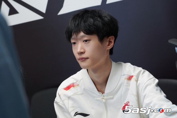 AL更新季后赛胜决赛后返图：“博观而约取，厚积而薄发”