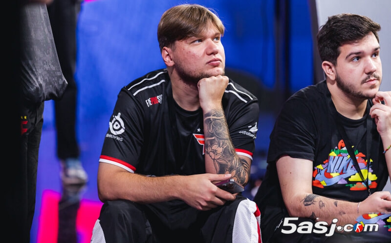 rain谈s1mple争议：他不是毒瘤只是渴望胜利 FaZe晋级Major第三阶段