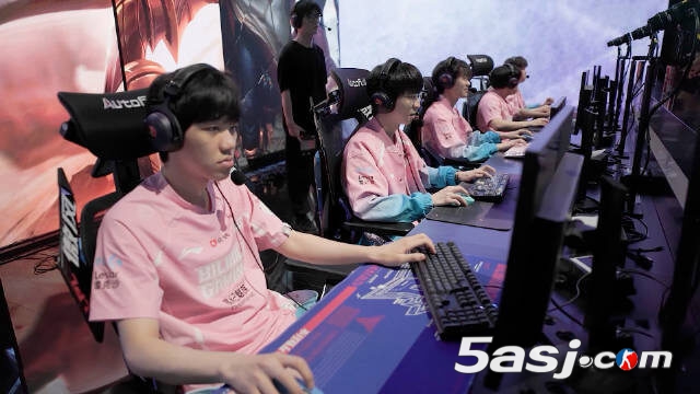 BLG 3-1战胜IG锁定MSI名额 连续三年晋级季中冠军赛 Bin率队冲击LPL第二赛段冠军