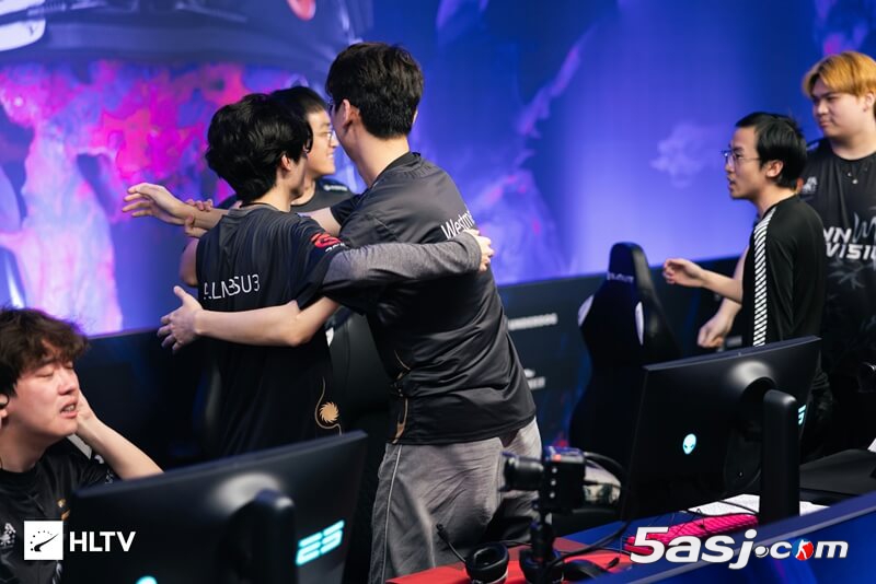 C4LLM3SU3谈LVG 1-1战绩:Liquid未达最佳状态 Spirit仍是强敌 C4LLM3SU3谈LVG 1-1战绩:Liquid未达最佳状态 Spirit仍是强敌