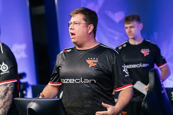 karrigan谈复仇Legacy：恩怨局激发5%潜能 FaZe晋级关键战