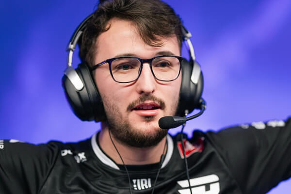 巴西内战引爆Major！paiN晋级八强 biguzera放话‘不夺冠不罢休’