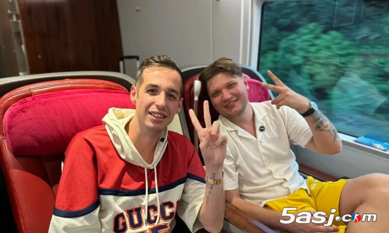 当传奇评价传奇:kennyS解读s1mple复出的真正价值 当传奇评价传奇:kennyS解读s1mple复出的真正价值