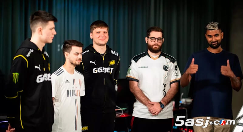 s1mple险加盟SK未遂：2018年CSGO最戏剧性转会内幕 巴西独联体超级战队构想始末