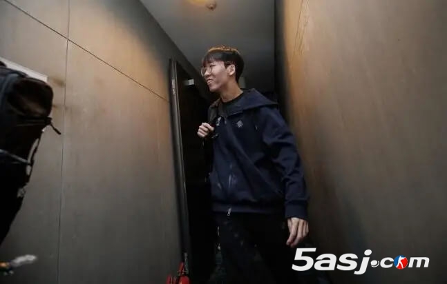 WE.Taeyoon&Karis闪耀LPL 韩媒专访揭秘韩国选手海外重生之路 WE.Taeyoon&Karis闪耀LPL 韩媒专访揭秘韩国选手海外重生之路