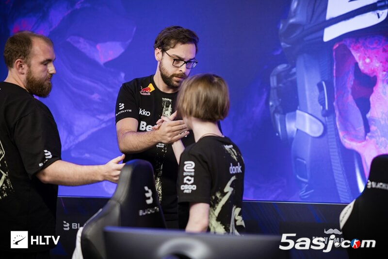 donk专访：仍有机会追赶ZywOo 但团队胜利高于一切 | Spirit冲击Major卫冕