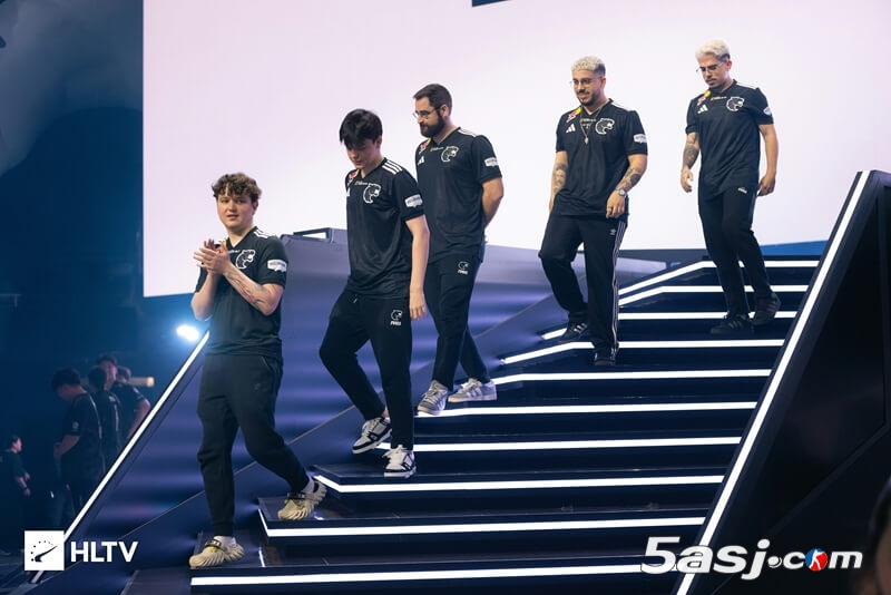 FalleN赛后专访:虽败犹荣!巴西CS火种由paiN延续 | 奥斯汀Major FalleN赛后专访:虽败犹荣!巴西CS火种由paiN延续 | 奥斯汀Major