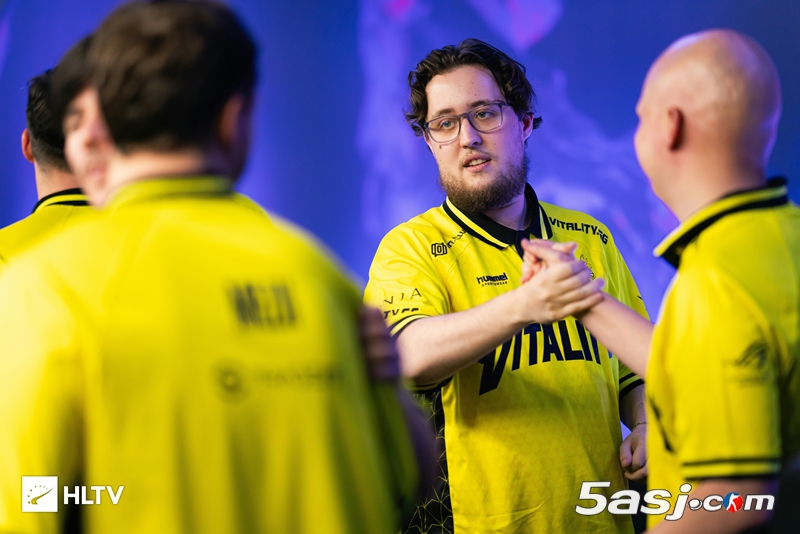 ZywOo坦言压力是最大敌人 期待Major决赛与s1mple巅峰对决 | Vitality专访