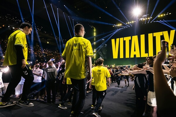 Vitality击败MOUZ率先闯入总决赛 赛后选手动态一览