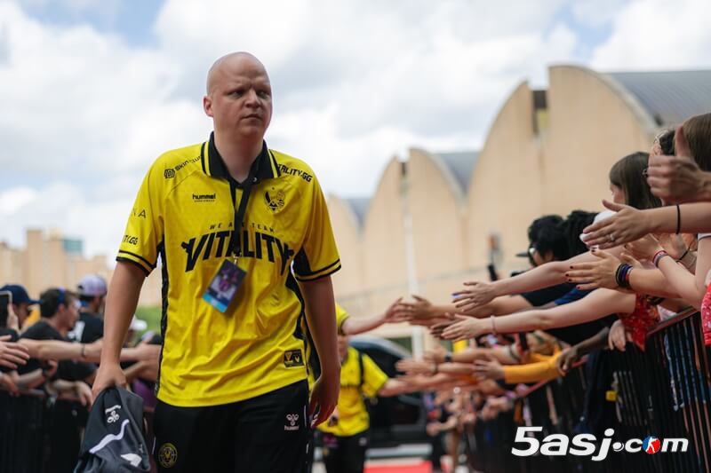 Major冠军是唯一答案！Vitality教练XTQZZZ赛后直言：进决赛没什么可高兴