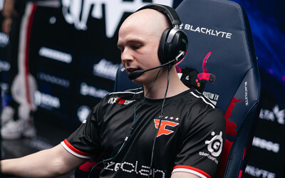 EliGE谈s1mple表现：他做了该做的一切 | FaZe爆冷止步奥斯汀Major