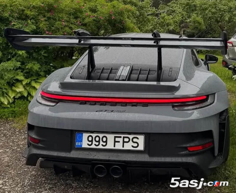 Vitality冠军选手ropz豪购保时捷911 GT3 RS 赛道猛兽配七冠王 Vitality冠军选手ropz豪购保时捷911 GT3 RS 赛道猛兽配七冠王