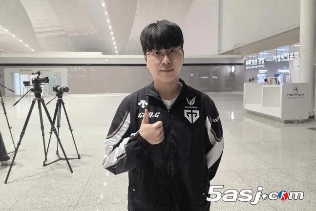 Kiin专访：GEN上单谈MSI两连冠目标 期待欧美战队多样化风格 | 2025季中赛前瞻