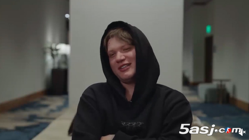 s1mple自信表态：年底前必寻新战队 告别FaZe与NAVI仍将重返赛场