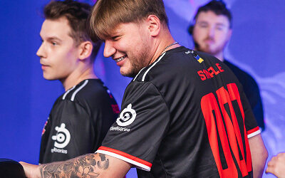 电竞传奇选手s1mple与FaZe创始人神秘互动引猜想：转会