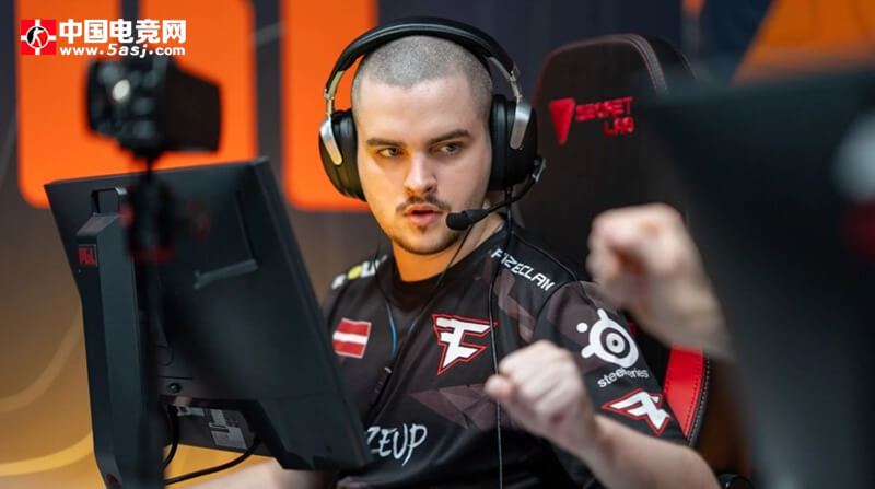 FaZe狙击手人选分析:s1mple、broky、degster谁是最佳选择 | CS2战队补强指南 FaZe狙击手人选分析:s1mple、broky、degster谁是最佳选择 | CS2战队补强指南