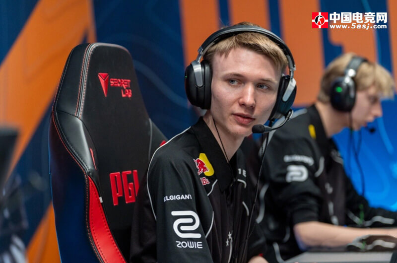 CS史上十大顶级身价转会榜单：s1mple居然是最不值钱的那个