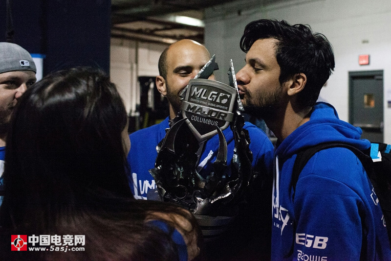 巴西教父FalleN追忆王朝岁月：盛赞fer残局艺术 coldzera巅峰期堪称'怪物级'存在