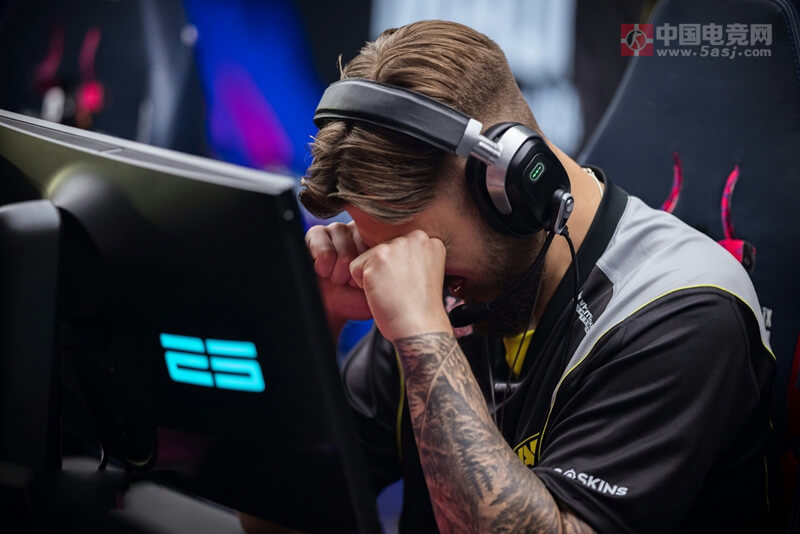 HLTV茶话会 | jL谈暂别CS：赢Major或直接退役 直言NAVI缺乏牺牲精神