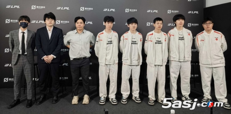 TES 2-1力克AL赛后访谈：沙皇版本答案？369自曝换线失误细节