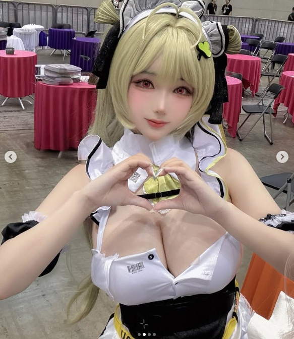 《剑星》体模尹雪花诱人性感照：这魔鬼身材,吊带的压力可太大了！