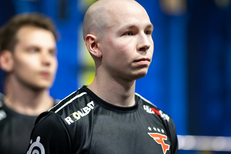 EliGE回归Liquid专访 北美CS传奇再续 突破手战术解