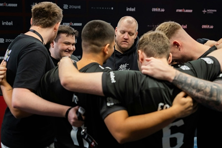 SEO标题 ‌"9INE问鼎白桦杯冠军！波兰不败神话续写，布