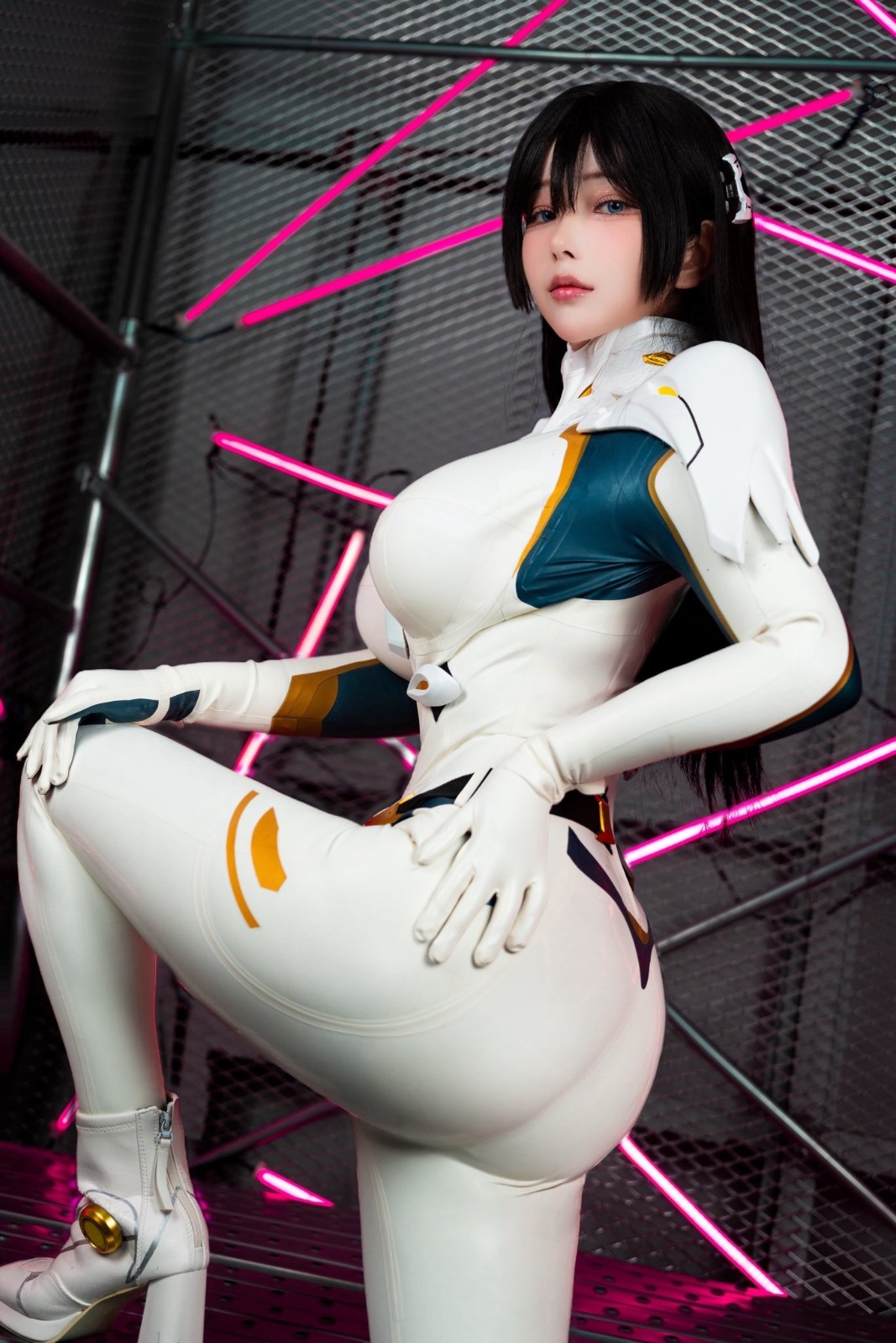 《剑星》体模尹雪花Cos作品：《棕色尘埃2》葛兰西特