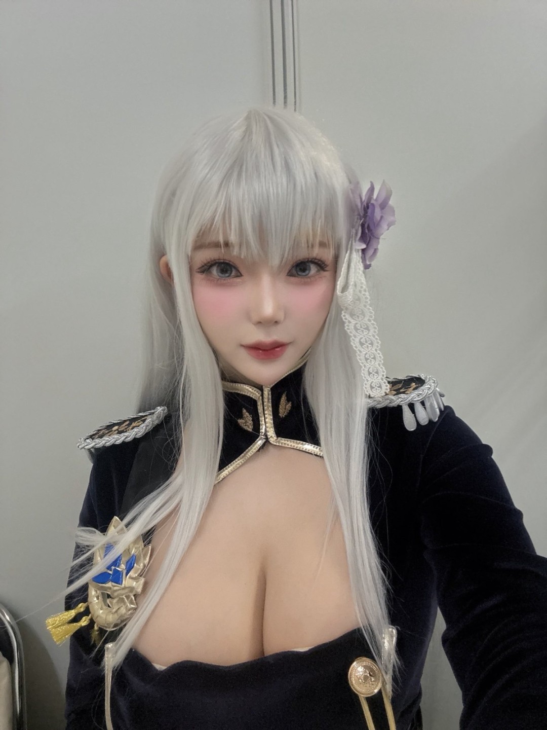 《剑星》体模尹雪花Cos作品：《棕色尘埃2》葛兰西特