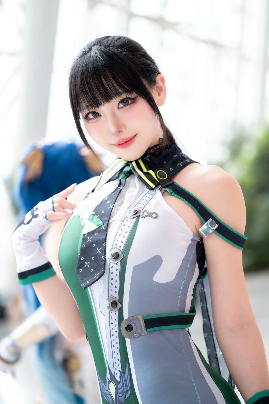 国外美女NOE分享Cos《剑星》伊芙作品 完美曲线诱人身材